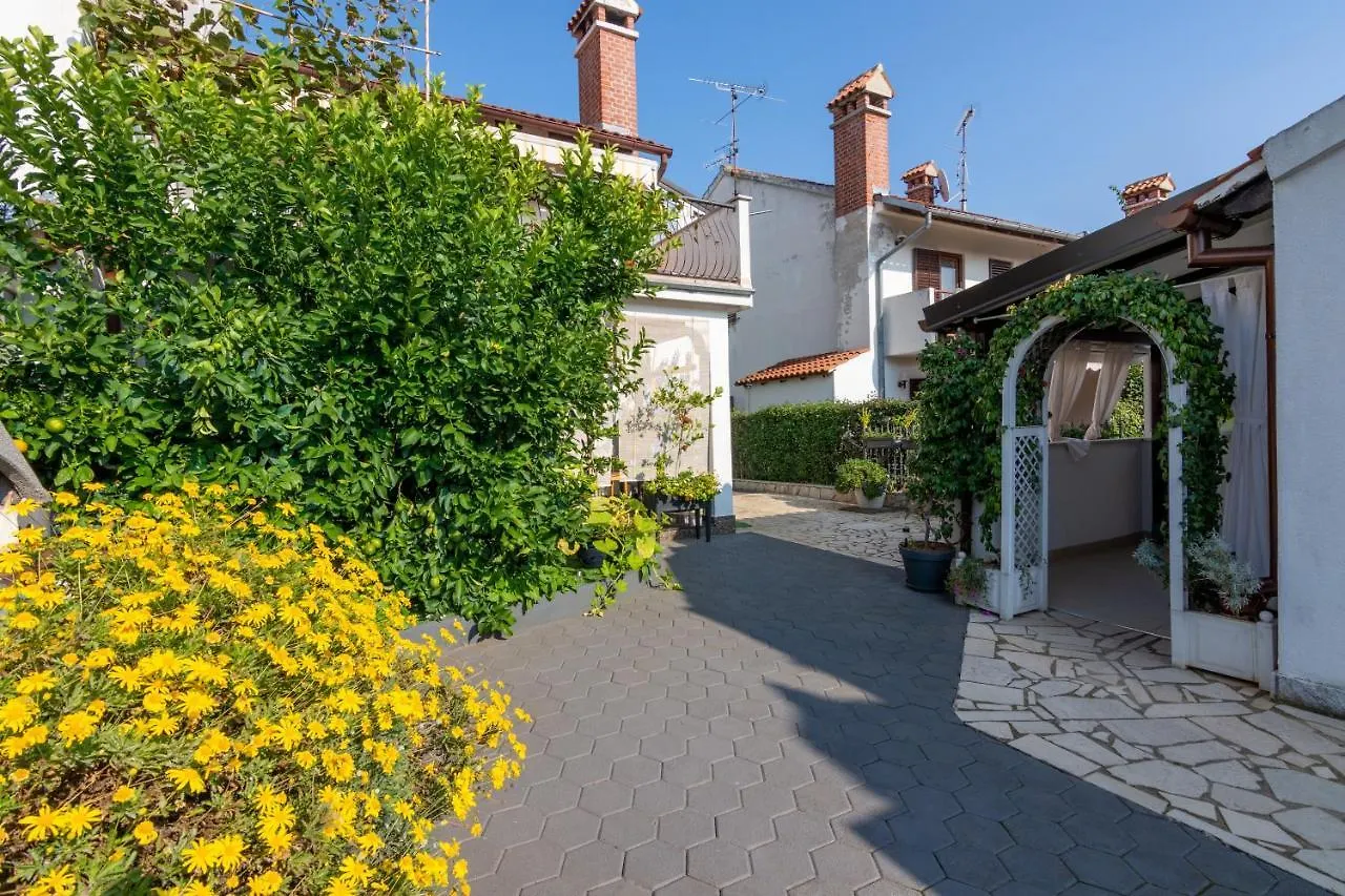 Apartments With A Parking Space Rovinj - 2288 Croatia